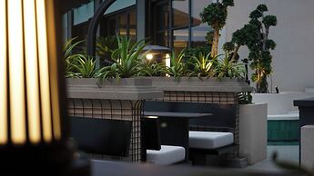 The Singhasari Resort
