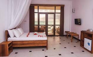 Mnarani Beach Cottages