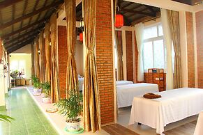 Phu Van Resort & Spa