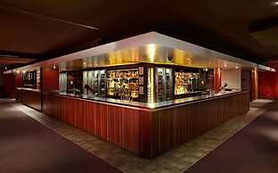 Nightcap at Waltzing Matilda Hotel