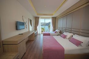 Orka Lotus Beach