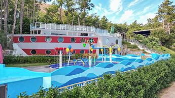 Orka Lotus Beach