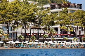 Orka Lotus Beach