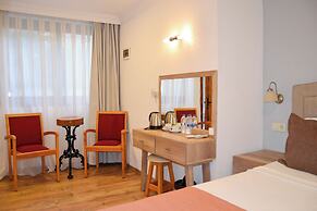 Akkan Hotel