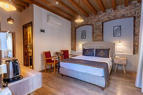 Akkan Hotel
