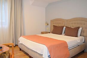 Akkan Hotel