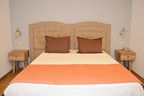 Akkan Hotel