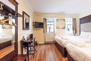 Astoria Hotel