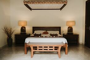Aloka Bahari Villas