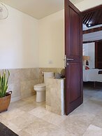 Aloka Bahari Villas