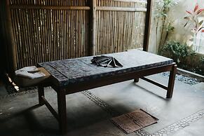 Aloka Bahari Villas