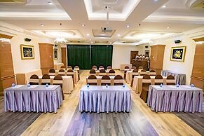 Adina Hotel