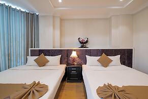 Adina Hotel