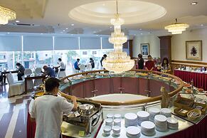 Adina Hotel