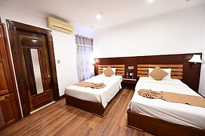Adina Hotel