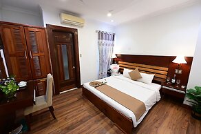 Adina Hotel