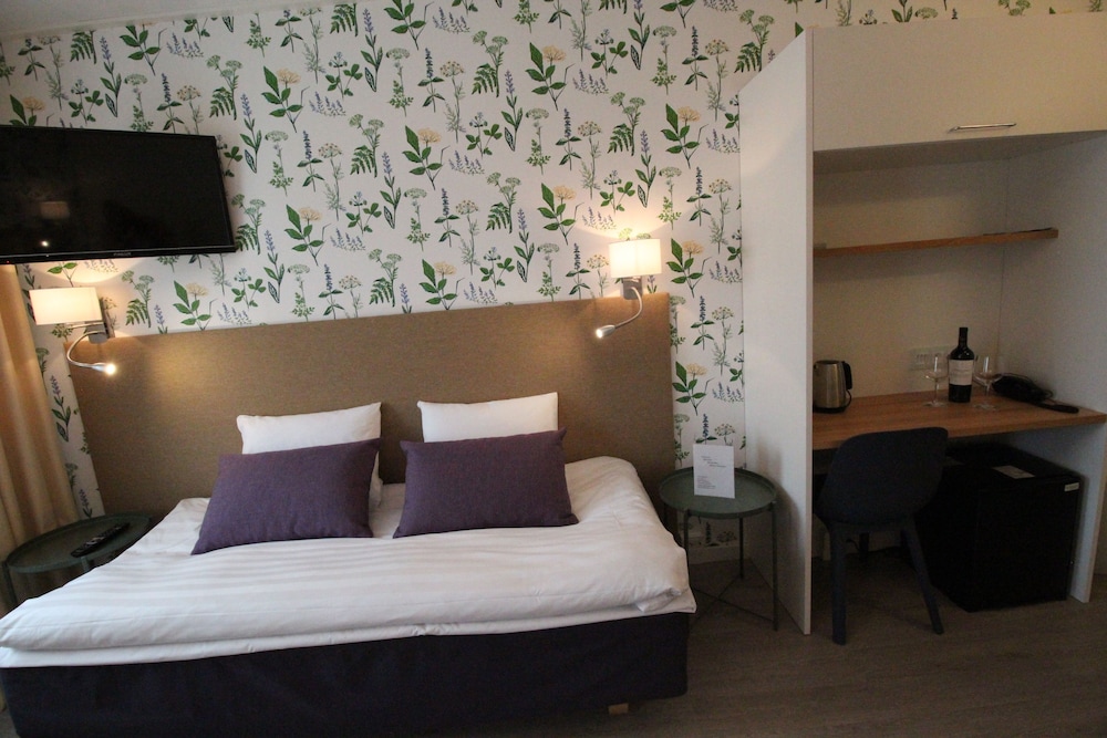 Hotel Aakenus