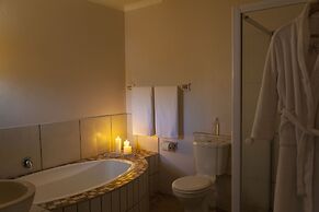 Blue Bay Lodge