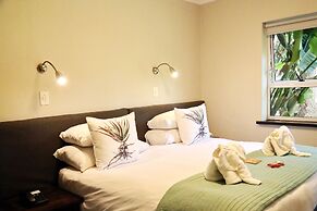 Blue Bay Lodge