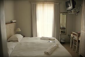 Blue Bay Lodge