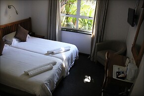 Blue Bay Lodge