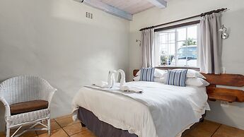 Blue Bay Lodge