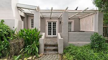 Blue Bay Lodge