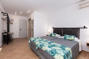 Sirocco Hotel