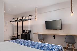 Sirocco Hotel
