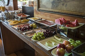Las Ventanas Suite Hotel