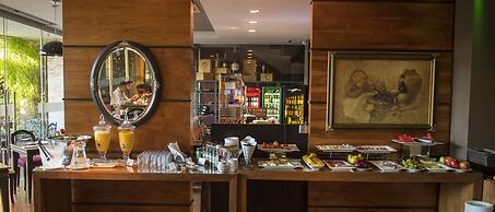 Las Ventanas Suite Hotel