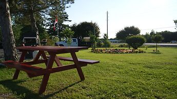 Blue Jay Motel