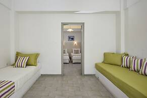 Nissos Thira Hotel