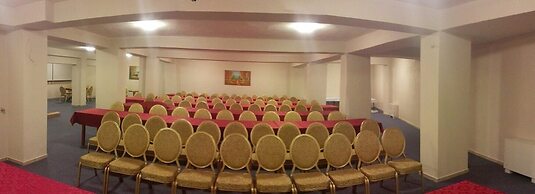 Anamar Pilio Resort