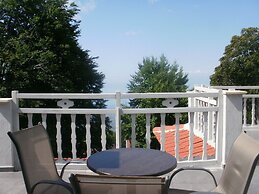 Anamar Pilio Resort