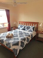 AAt 28 Goldsmith Motel