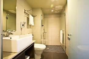 Fine Hotel