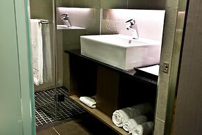 Fine Hotel