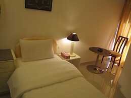 Qurum Beach Hotel
