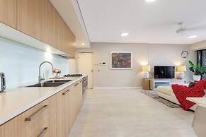 Darwin Waterfront Luxury Suites