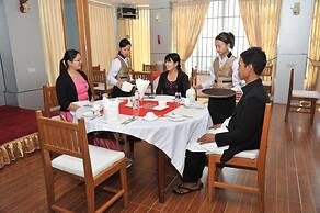 Hotel 76