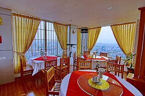Hotel 76