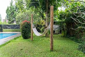 Breeze Blows City View 5 Br Heated Pool and a Billiard