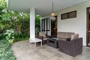 Breeze Blows City View 5 Br Heated Pool and a Billiard