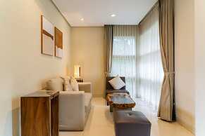 Breeze Blows City View 5 Br Heated Pool and a Billiard