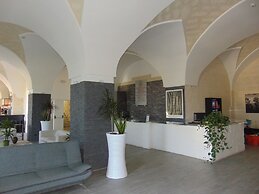 Oasis Park Hotel