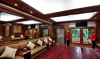 Yadanar Theingi Hotel