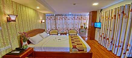 Royal Pearl Hotel