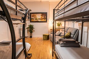 Auberge de la Paix - Hostel