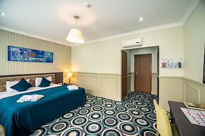 Mildom Hotel
